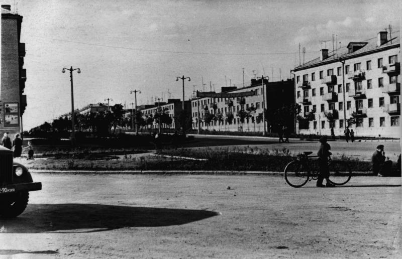 Начало улицы Ленина, 1964 год Начало улицы Ленина, 1964 год.