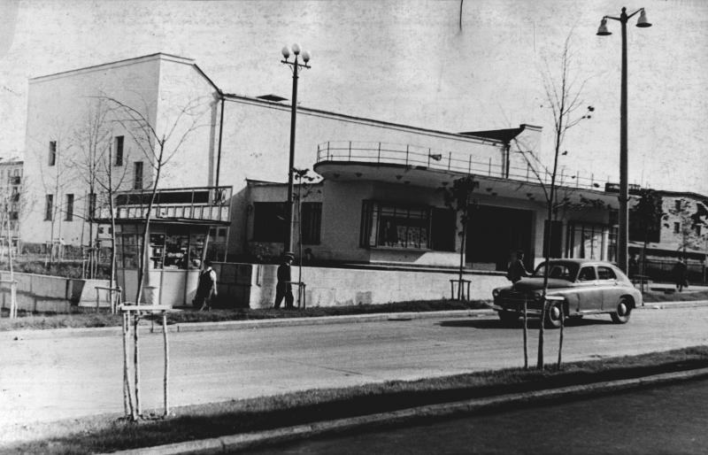 Кинотеатр "Юность", 1965 год Кинотеатр "Юность", 1965 год.